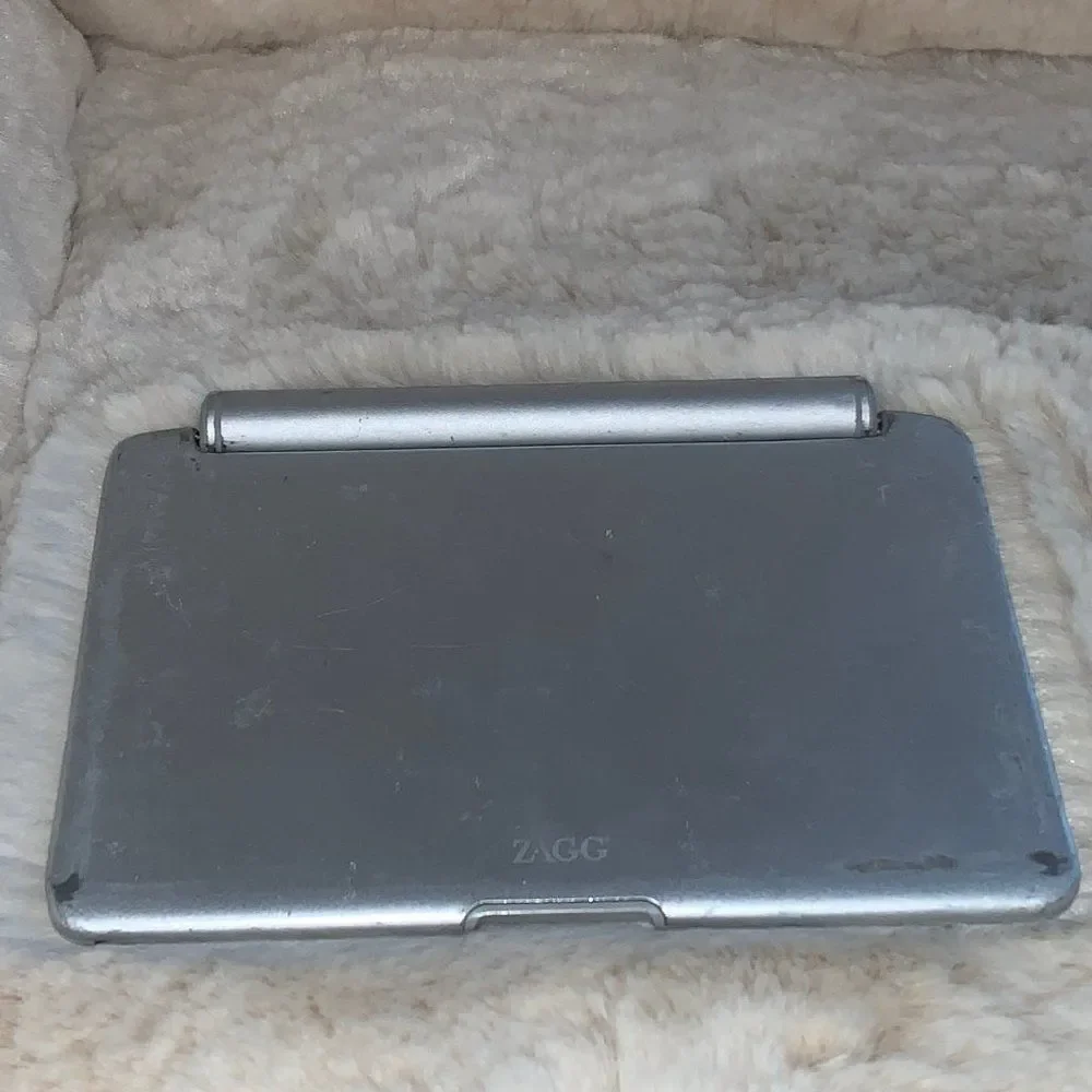 ZAGG Book Keyboard‎ and Case for iPad mini 2 or 3 White Silver